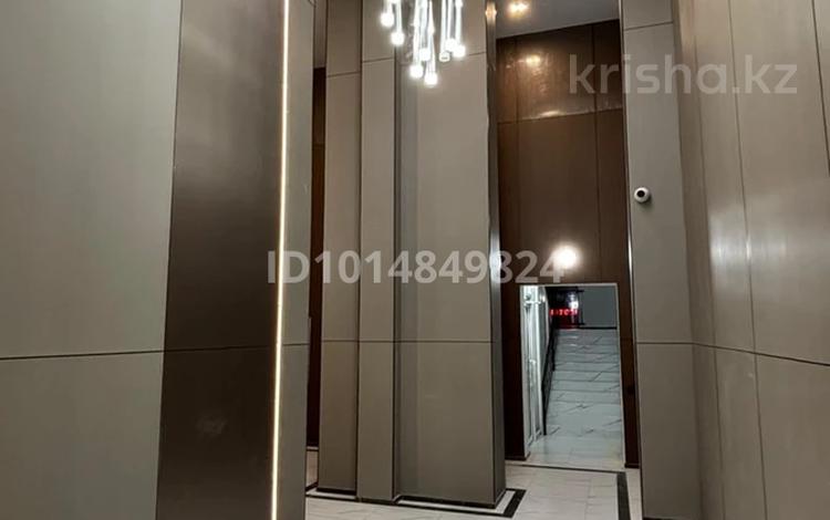 2-бөлмелі пәтер · 43 м² · 3/7 қабат, Маншук Маметовой 44, бағасы: 350 000 ₸ в Уральске — фото 3