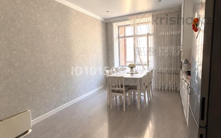 3-комнатная квартира · 72 м² · 8/10 этаж, Ашимова 21/5 за 38 млн ₸ в Караганде, Казыбек би р-н — фото 2
