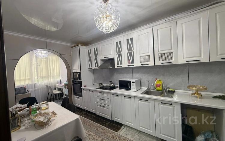 2-комнатная квартира · 65 м² · 4/9 этаж, мкр Аккент за 36.5 млн ₸ в Алматы, Алатауский р-н — фото 2