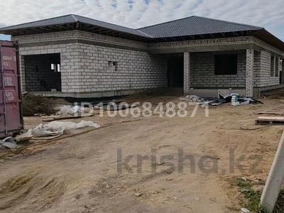 Отдельный дом · 4 комнаты · 250 м² · 10 сот., мкр Кунгей , Фазыла Карибжанова 96 за 67 млн 〒 в Караганде, Казыбек би р-н