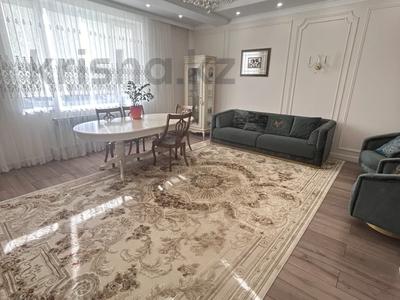 3-комнатная квартира, 120 м², 2/6 этаж, Жансигурова 13 за 62 млн 〒 в Талдыкоргане, Каратал