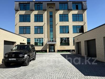 4-комнатная квартира · 140 м² · 3/4 этаж, Камалова 36 за 73 млн ₸ в Уральске