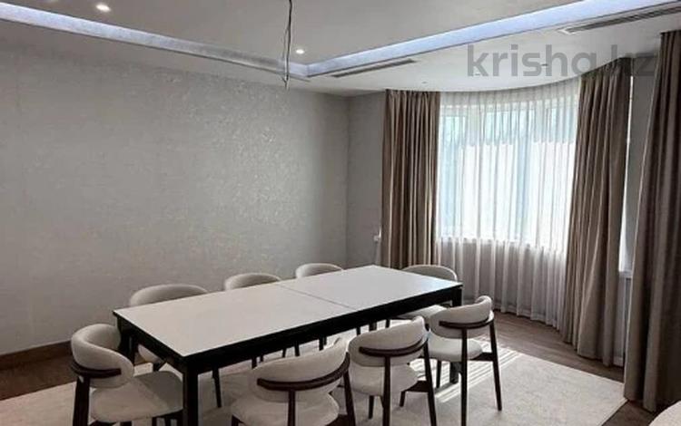 3-комнатная квартира · 150 м² · 4/5 этаж, Фурманова за 210 млн ₸ в Алматы, Бостандыкский р-н — фото 16