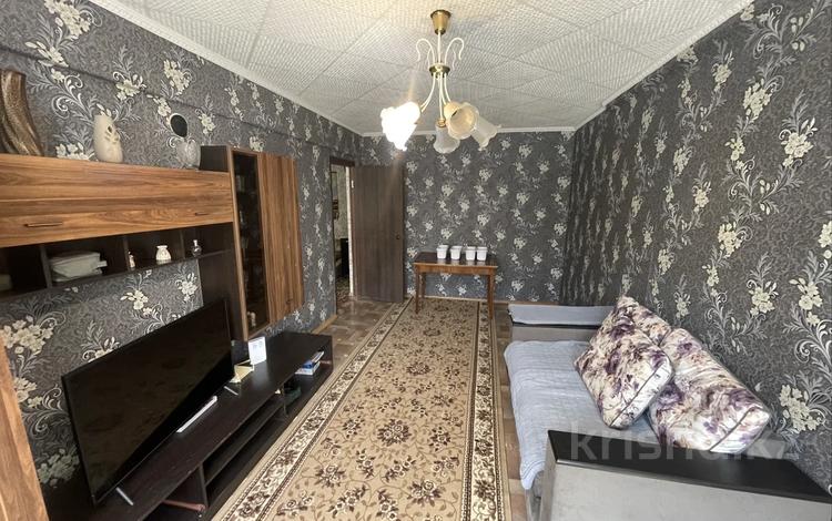 4-комнатная квартира · 86 м² · 2/5 этаж, Сатпаева 30 за 32.5 млн ₸ в Усть-Каменогорске — фото 2