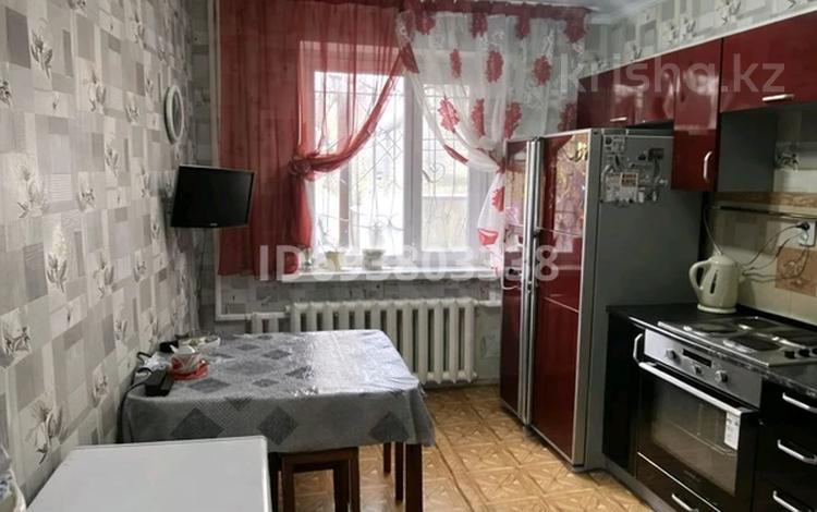 2-бөлмелі пәтер · 55 м² · 2/5 қабат, Машхур Жусупа 159, бағасы: 15 млн ₸ в Экибастузе — фото 21