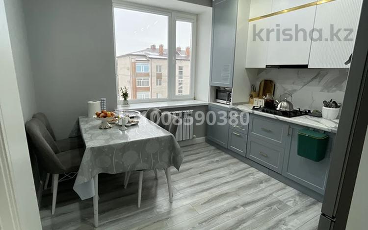 2-комнатная квартира · 70 м² · 5/5 этаж, мкр. Алтын орда 13 Е — Тәуелсіздік за 29 млн ₸ в Актобе — фото 2