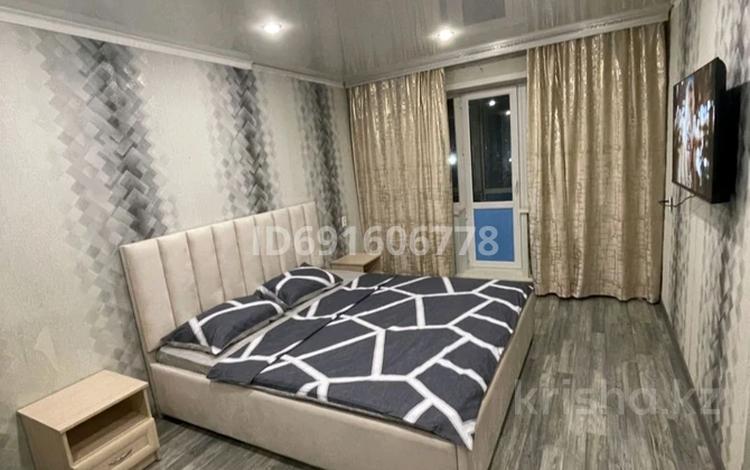 1-комнатная квартира · 30 м² · 2/5 этаж, Бегим ана 5 — Площадь жайна вечный огонь вокзал за 10 000 〒 в  — фото 2