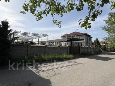 Отдельный дом · 15 комнат · 500 м² · 8 сот., мкр Юбилейный, Ондасынова 47/4 — Жамал Омаровой за 385 млн ₸ в Алматы, Медеуский р-н