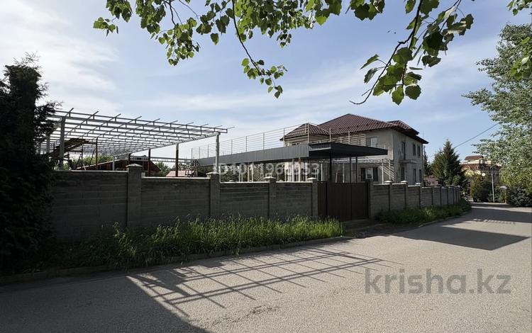 Отдельный дом · 15 комнат · 500 м² · 8 сот., мкр Юбилейный, Ондасынова 47/4 — Жамал Омаровой за 385 млн ₸ в Алматы, Медеуский р-н — фото 2