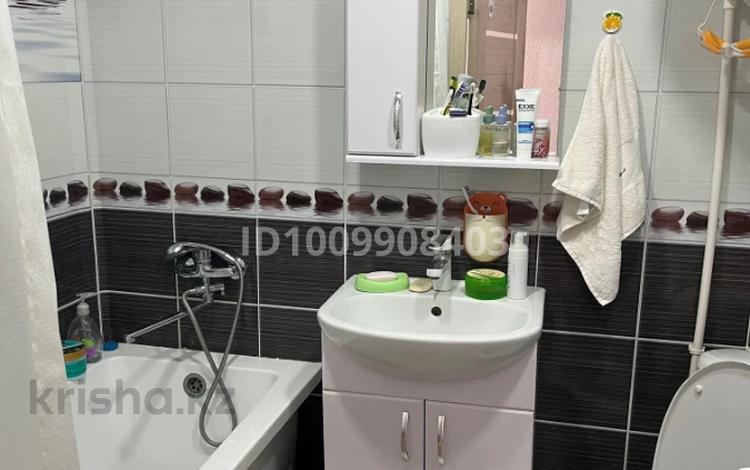 3-комнатная квартира · 60 м² · 1/5 этаж, 7 микрорайон 1 дом за 6.5 млн ₸ в Житикаре — фото 5