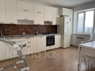 Аренда квартир в Атырауской обл.: 2-комнатная квартира, 68 м², 8/9 этаж помесячно, мкр Нурсая 15 за 250 000 〒 2-комнатная квартира, 68 м², 8/9 этаж помесячно, мкр Нурсая 15 за 250 000 〒 в Атырау, мкр Нурсая