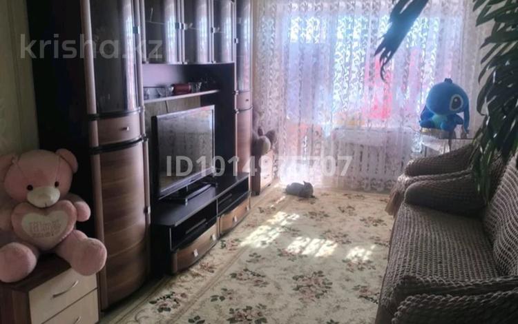 3-комнатная квартира · 57 м² · 5/5 этаж, Абылай Хана 33 — Центр города за 18.5 млн ₸ в Щучинске — фото 2