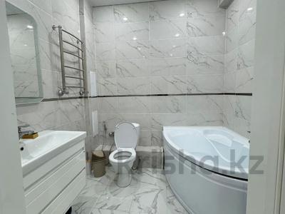 2-комнатная квартира · 61.7 м² · 8/9 этаж, Тауелсиздик за 25.5 млн 〒 в Актобе