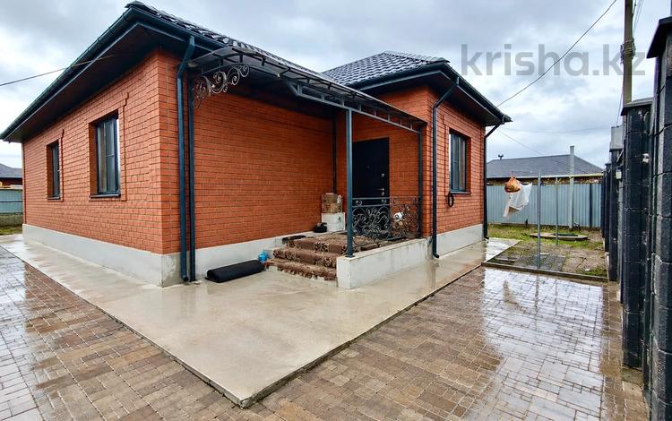 Отдельный дом · 4 комнаты · 147 м² · 8 сот., СК Домбра за 40 млн ₸ в Актобе — фото 2