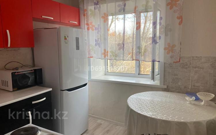 1-бөлмелі пәтер · 33 м² · 5/5 қабат, Майкудук, 12й микрорайон 1, бағасы: 90 000 〒 в Караганде, Алихана Бокейханова р-н — фото 2