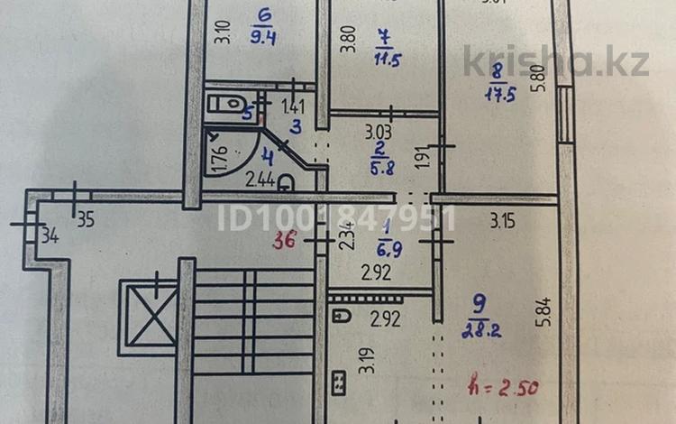 4-комнатная квартира · 90 м² · 3/9 этаж, 6а микрорайон 8 — Больничная улица за 23 млн 〒 в Лисаковске — фото 2