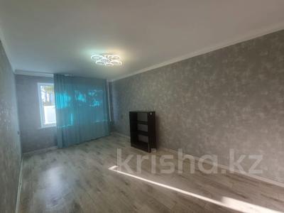 Продажа квартир в Жетысу обл.: 1-комнатная квартира · 31 м² · 1/5 этаж, самал за 9.8 млн 〒 1-комнатная квартира · 31 м² · 1/5 этаж, самал за 9.8 млн 〒 в Талдыкоргане, мкр Самал