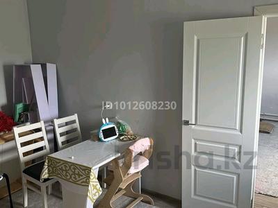 2-бөлмелі пәтер · 80 м² · 2/2 қабат, Баталы 130 — СДУ университет, бағасы: 180 000 ₸ в Каскелене