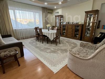 4-комнатная квартира · 163 м² · 4/4 этаж, Актобе, проспект Алии Молдагуловой за 40 млн ₸