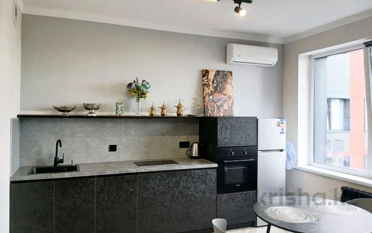 1-комнатная квартира · 41 м² · 9/9 этаж, Хусейн Бен Талал 28 за 28.5 млн ₸ в Астане, Есильский р-н — фото 2