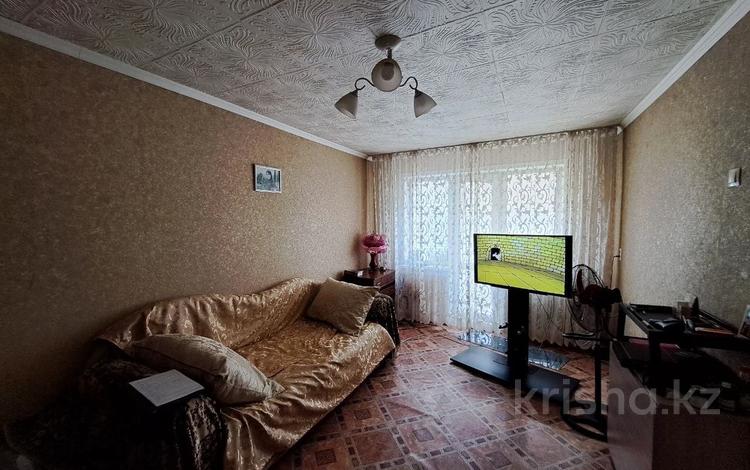 1-комнатная квартира · 33.3 м² · 5/5 этаж, мкр Новый Город, Ерубаева 47 за 11.9 млн ₸ в Караганде, Казыбек би р-н — фото 2
