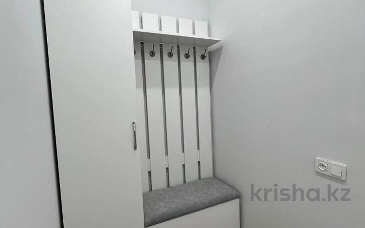 1-комнатная квартира · 40 м² · 1/5 этаж, улица Жамауова 1a за 22 млн ₸ в Шымкенте — фото 2