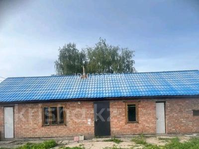Отдельный дом · 1 комната · 17 м² · , Комсомольский 5 за 8 млн ₸ в Усть-Каменогорске, Меновное