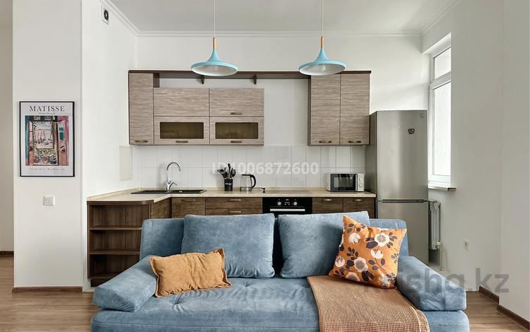 3-комнатная квартира · 130 м² · 14/18 этаж, Гагарина 133/2 за 45 000 ₸ в Алматы, Бостандыкский р-н — фото 2