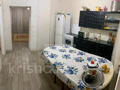 Часть дома · 3 комнаты · 87 м² · 10 сот., Жеңіс 61/4 — Школы за 14 млн ₸ в Карабулаке