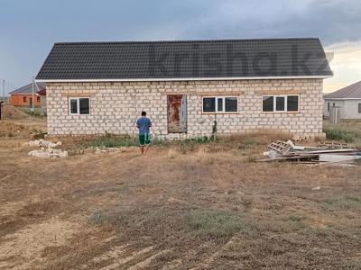 Отдельный дом · 2 комнаты · 90 м² · 10 сот., Жаңа қоныз 3 902 — Угловои за 8.5 млн 〒 в Актобе, жилой массив Жанаконыс