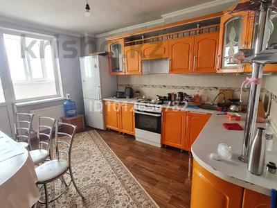 3-бөлмелі пәтер · 90.6 м² · 11/17 қабат, Кенесары 70, бағасы: 35 млн ₸ в Астане, р-н Байконур