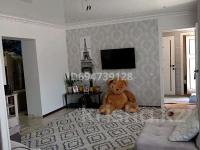 Отдельный дом · 3 комнаты · 86 м², Дунаевского 18 — Шоссе Алаш, рядом центральный рынок за 190 000 〒 в Астане, р-н Байконур