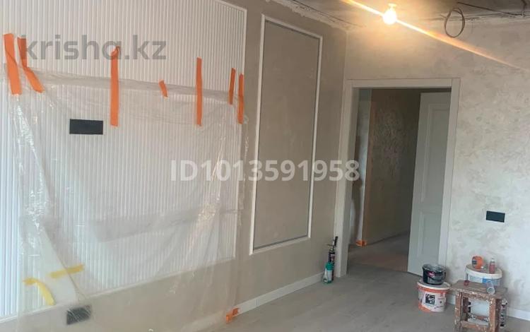 3-бөлмелі пәтер · 87.6 м² · 2/5 қабат, Северо-Восток ш/а., ул. Циолковский 1к4, бағасы: 33 млн ₸ в Уральске, мкр Северо-Восток — фото 11