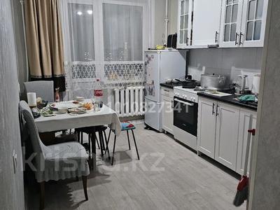 3-бөлмелі пәтер · 63 м² · 8/16 қабат, мкр Юго-Восток, пр. Республики 18/2, бағасы: 27 млн ₸ в Караганде, Казыбек би р-н