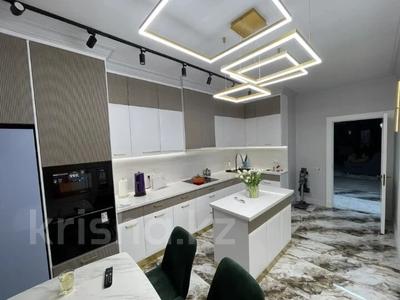 4-комнатная квартира · 110 м² · 11/13 этаж, Кармысова за 143 млн ₸ в Алматы, Медеуский р-н