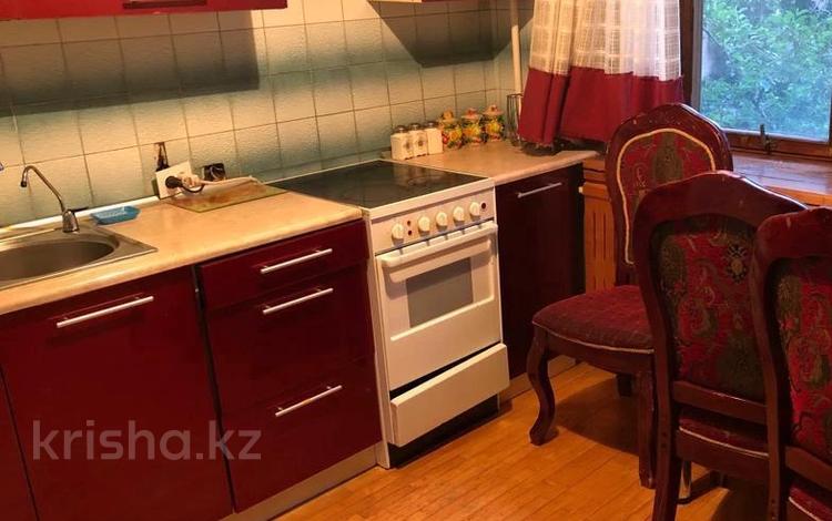 2-бөлмелі пәтер · 60 м² · 3/7 қабат, мкр Аксай-2, бағасы: 38 млн ₸ в Алматы, Ауэзовский р-н — фото 2