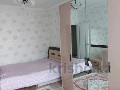 3-комнатная квартира, 76 м², 3/5 этаж помесячно, 13-й мкр 19 за 160 000 〒 в Актау, 13-й мкр