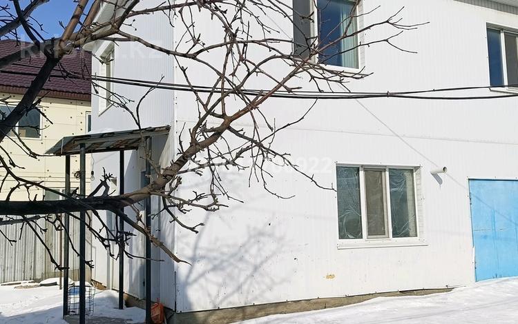 Жеке үй · 4 бөлме · 120 м² · 10 жүзд., Ескі қала, Онеркасип 16А, бағасы: 34 млн ₸ в Актобе, Старый город — фото 2