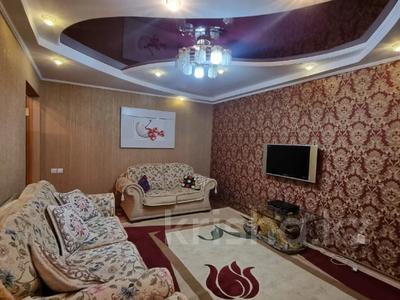 4-бөлмелі пәтер, 90 м², 1/5 қабат ай сайын, Жаңа ғарышкер, бағасы: 200 000 〒 в Талдыкоргане, мкр Жана Гарышкер