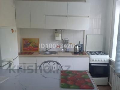 2-бөлмелі пәтер · 47.5 м² · 2/5 қабат, мкр Центральный 4 — М. Отемисова и Б. Момышулы, бағасы: 160 000 ₸ в Атырау