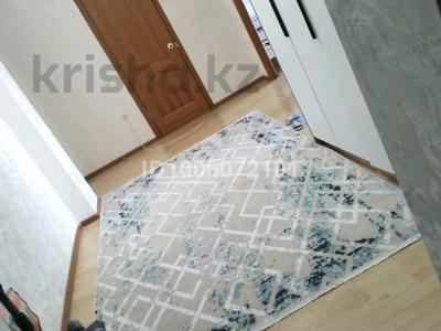 2-комнатная квартира · 76 м² · 5/9 этаж, мкр. Алмагуль, Мкр.Алмагул 6 дом — ТЦ &quot;Бакдаулет&quot; за 200 000 〒 в Атырау