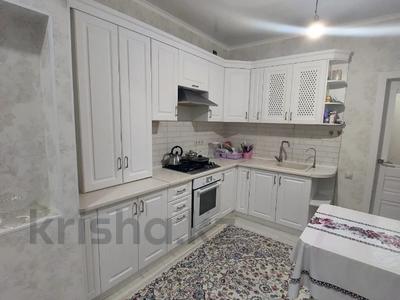 2-бөлмелі пәтер · 68 м² · 2/5 қабат, мкр. Алтын орда, халела досмухамедулы, бағасы: 27 млн ₸ в Актобе