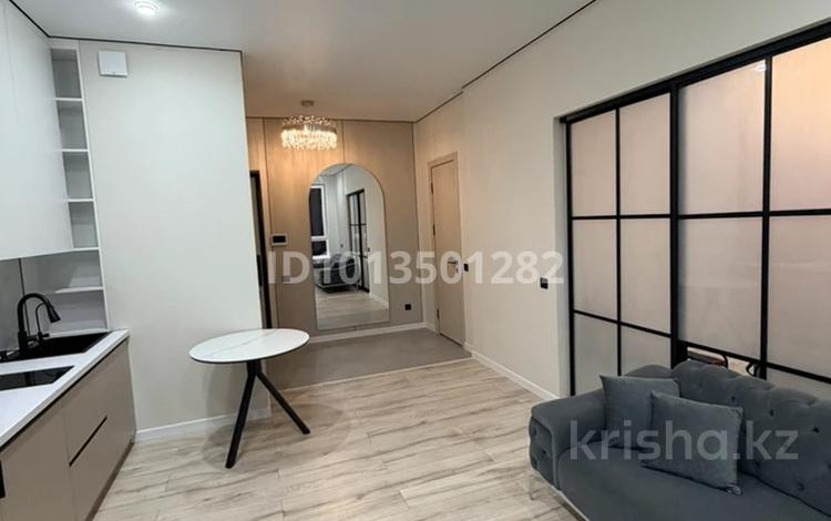 2-комнатная квартира · 45 м² · 10/12 этаж, Исатай Тайманова 42А — Жарбосынова за 400 000 ₸ в Атырау — фото 2