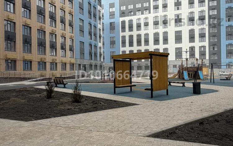 2-бөлмелі пәтер · 67 м² · 2/9 қабат, Нұрсая ш/а., Султан Бейбарыс 437, бағасы: 28 млн ₸ в Атырау, мкр Нурсая — фото 2
