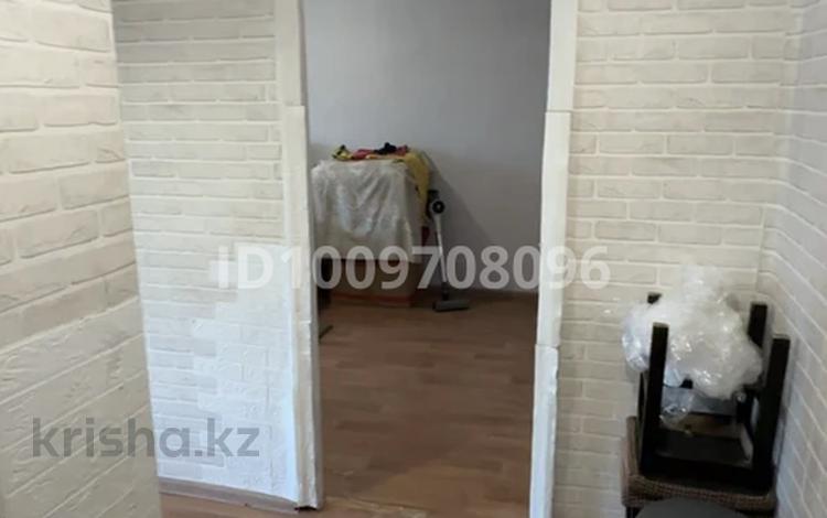 1-бөлмелі пәтер · 32 м² · 5/5 қабат, Майкудук, 13й микрорайон 25, бағасы: 6.6 млн ₸ в Караганде, Алихана Бокейханова р-н — фото 2