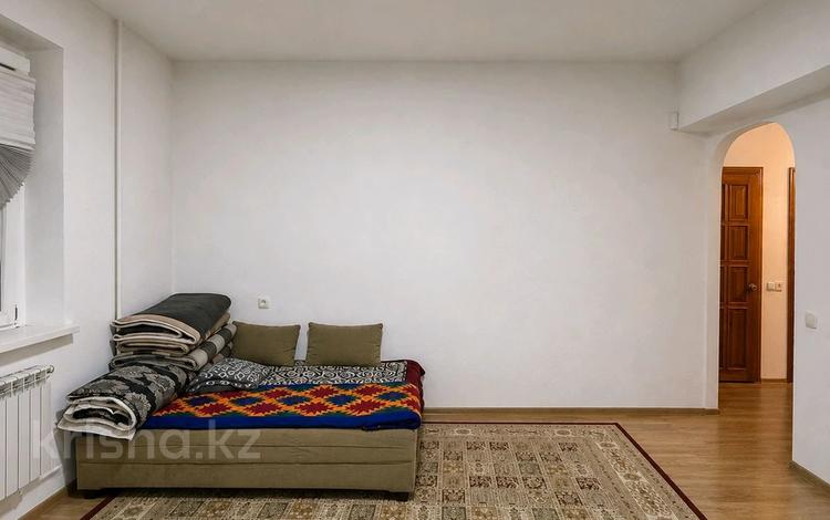 3-комнатная квартира · 64.3 м² · 1/12 этаж, мкр Самал-1 31 — Достык - Жолдасбекова за 70 млн ₸ в Алматы, Медеуский р-н — фото 2