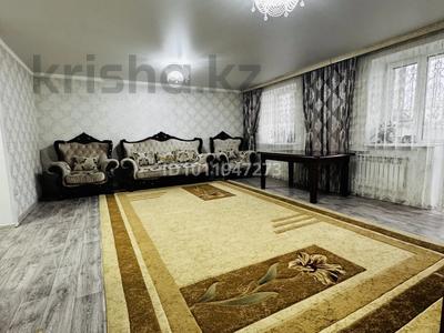 5-бөлмелі пәтер · 122 м² · 2/9 қабат, просп. Алии Молдагуловой 45, бағасы: 45 млн ₸ в Актобе