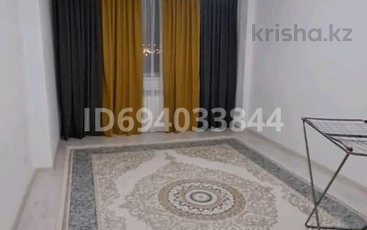 3-комнатная квартира, 85 м², 5/12 этаж помесячно, 11 35/2 за 140 000 〒 в Туркестане — фото 2