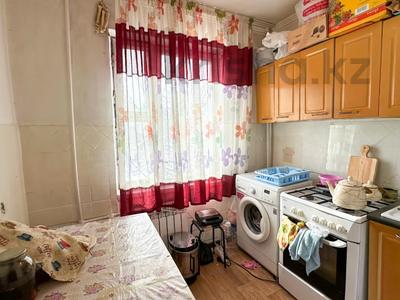 2-бөлмелі пәтер · 43 м² · 2/5 қабат, Жастар, бағасы: 15 млн ₸ в Талдыкоргане, мкр Жастар