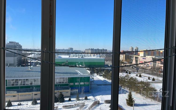 1-бөлмелі пәтер · 45 м² · 9/10 қабат, Қонаев ш/а. 67/1, бағасы: 14 млн ₸ в Уральске, мкр Кунаева — фото 2